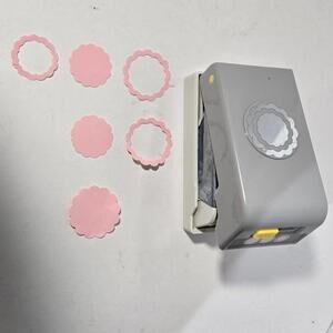 EK Success / Layering Punch / Scalloped Circle, 3 Options / Retired